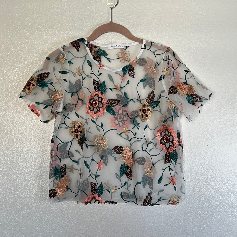 EUC Glance Floral Embroidered Mesh Top White sz XS